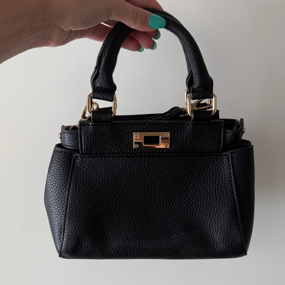 Elegant Black Handbag